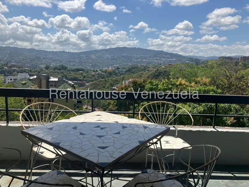 Apartamento (1 Nivel) en Alquiler en Colinas de Bello Monte, Distrito Metropolitano - 8
