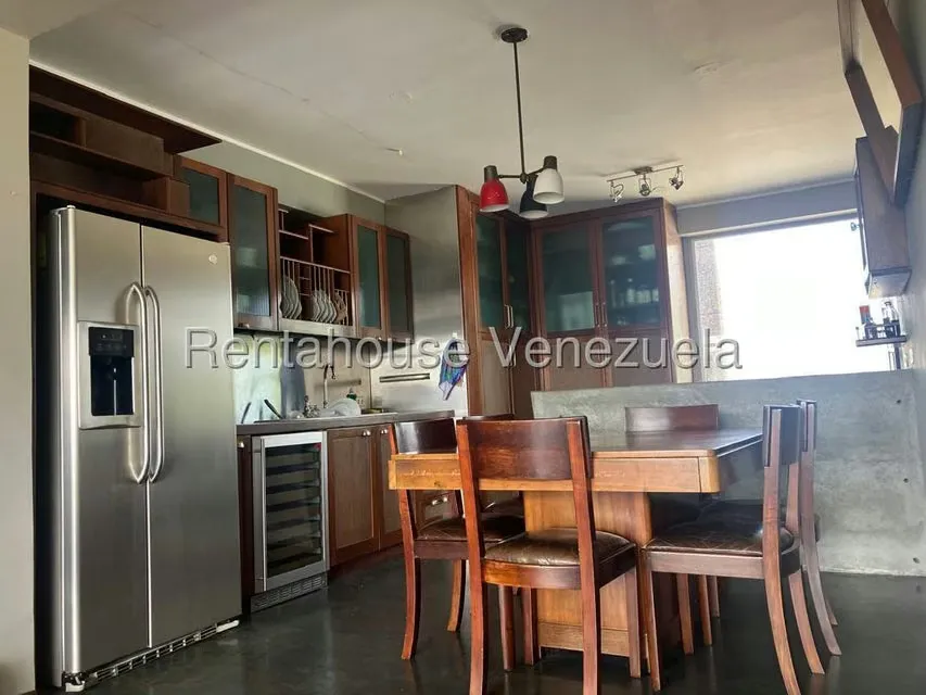 Apartamento (1 Nivel) en Alquiler en Colinas de Bello Monte, Distrito Metropolitano - 9