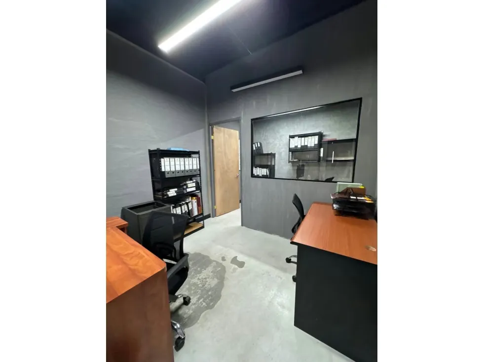 Venta de Casa Comercial en Los Chaguaramos 1582DR 840M2/8B/19Ofic. - 13
