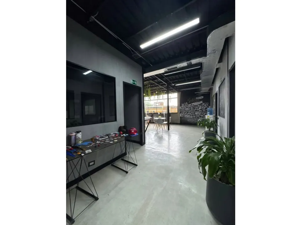 Venta de Casa Comercial en Los Chaguaramos 1582DR 840M2/8B/19Ofic. - 4