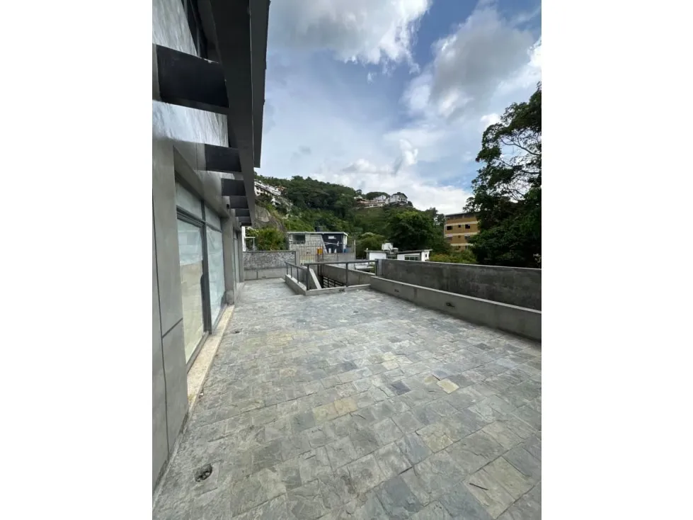 Venta de Casa Comercial en Los Chaguaramos 1582DR 840M2/8B/19Ofic. - 32