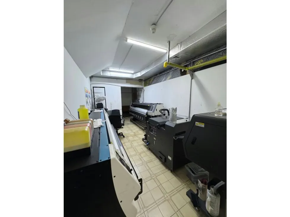 Venta de Casa Comercial en Los Chaguaramos 1582DR 840M2/8B/19Ofic. - 10