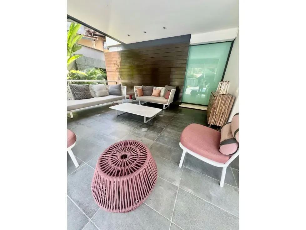 Se Vende o Alquila Qta 550m2 Colinas de Tamanaco 5435 - 2