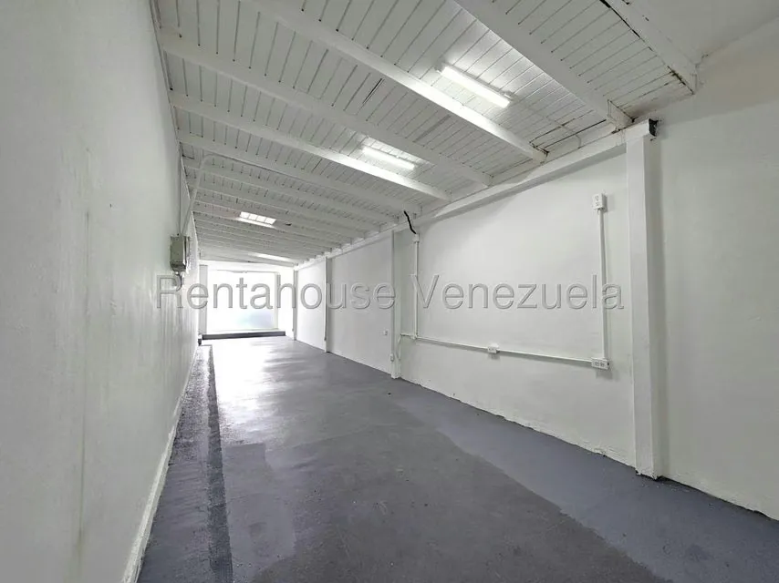 Local Comercial en Alquiler en Del Este, Lara - 21