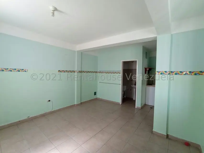 Casa (Multipes Niveles) en Venta en El Limon, Aragua - 2