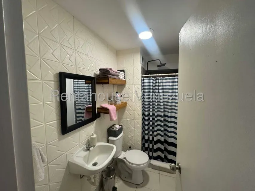 Apartamento (1 Nivel) en Venta en La California Norte, Distrito Metropolitano - 24