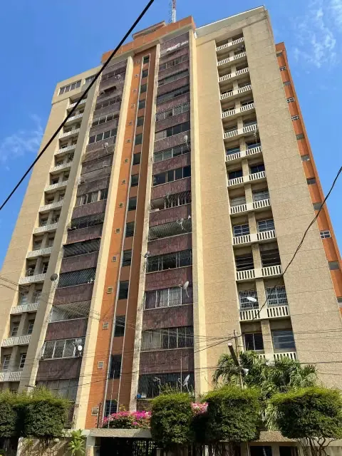Apartamento en Alquiler en Res. Ana María