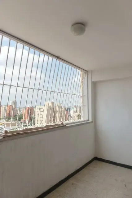 Apartamento en Alquiler en Res. Ana María - 12