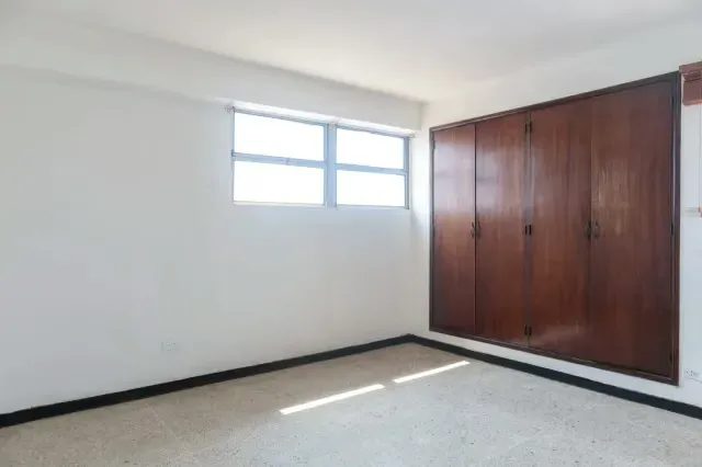 Apartamento en Alquiler en Res. Ana María - 9
