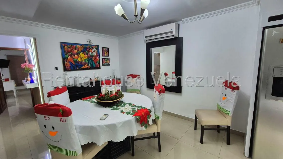 Casa (Duplex) en Venta en La Rosaleda, Lara - 11