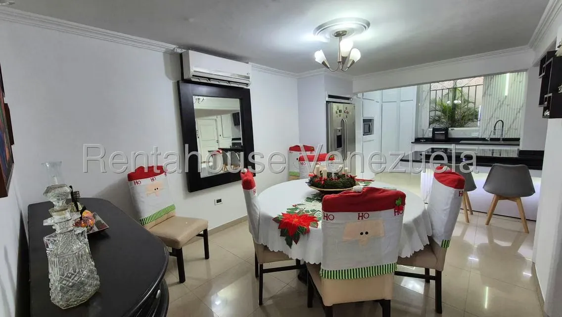 Casa (Duplex) en Venta en La Rosaleda, Lara - 12