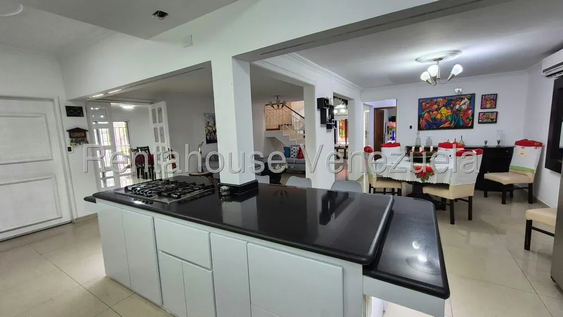 Casa (Duplex) en Venta en La Rosaleda, Lara - 19