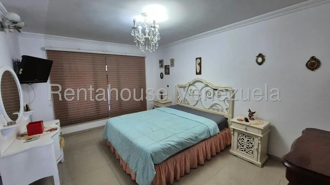 Casa (Duplex) en Venta en La Rosaleda, Lara - 6