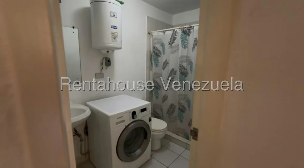 Apartamento (1 Nivel) en Venta en Colinas de Quinta Altamira, Distrito Metropolitano - 13