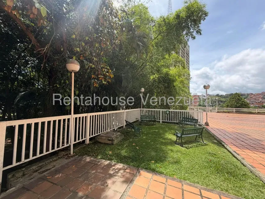 Apartamento (1 Nivel) en Venta en Colinas de Quinta Altamira, Distrito Metropolitano - 16