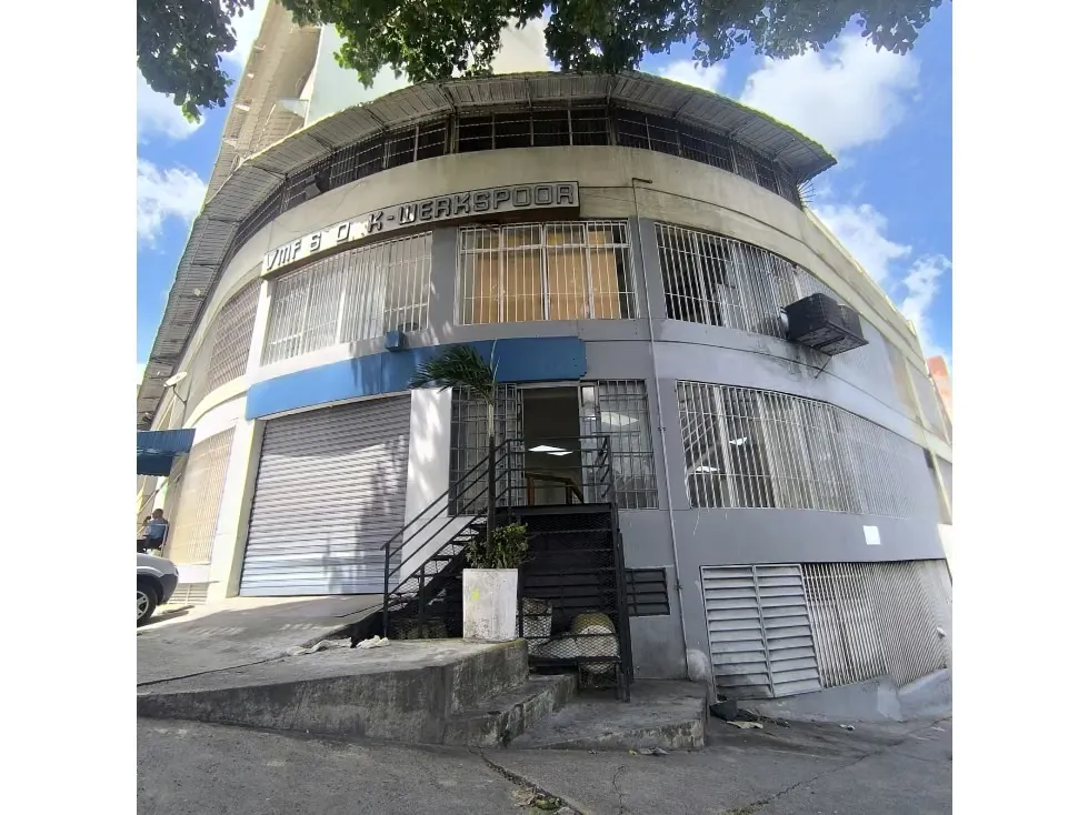 EDIFICIO EN VENTA CON POTENCIAL COMERCIAL EN QUINTA CRESPO