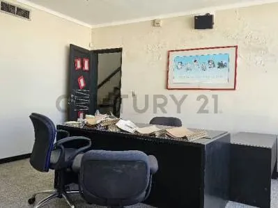 Oficinas en Alquiler - 4
