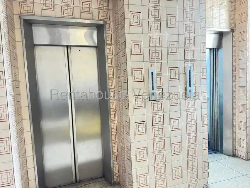 Local Comercial en Alquiler en Zona Centro, Aragua - 5