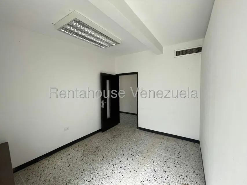 Local Comercial en Venta en Tierra Negra, Zulia - 15