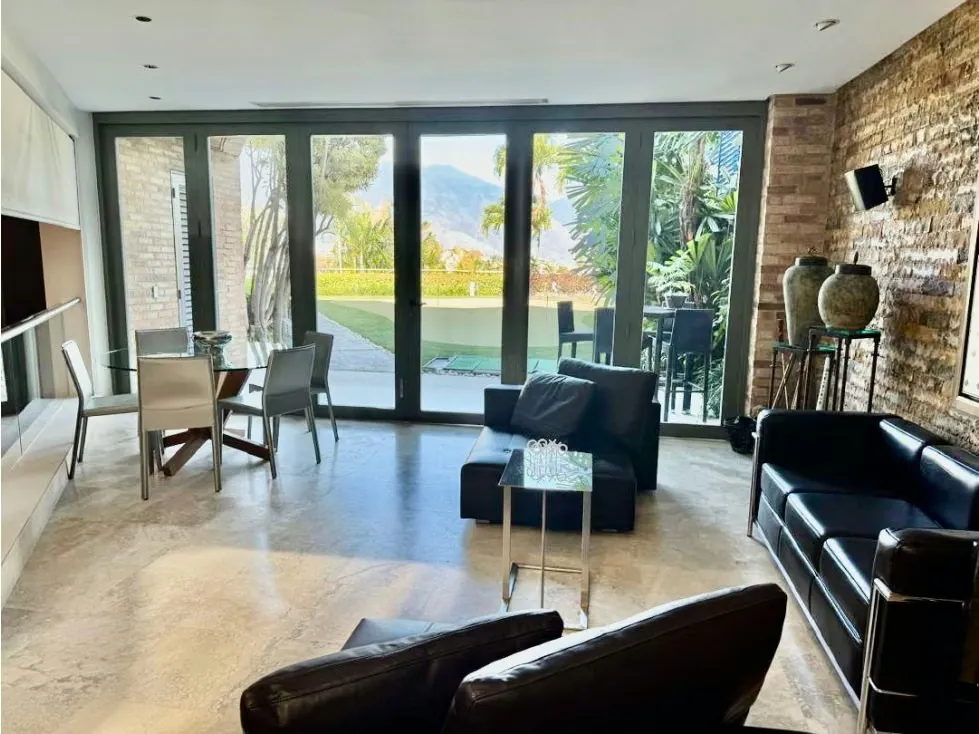 Vendo casa c/vista al Ávila 1330m2 Mirador de Los Campitos 0969 - 28