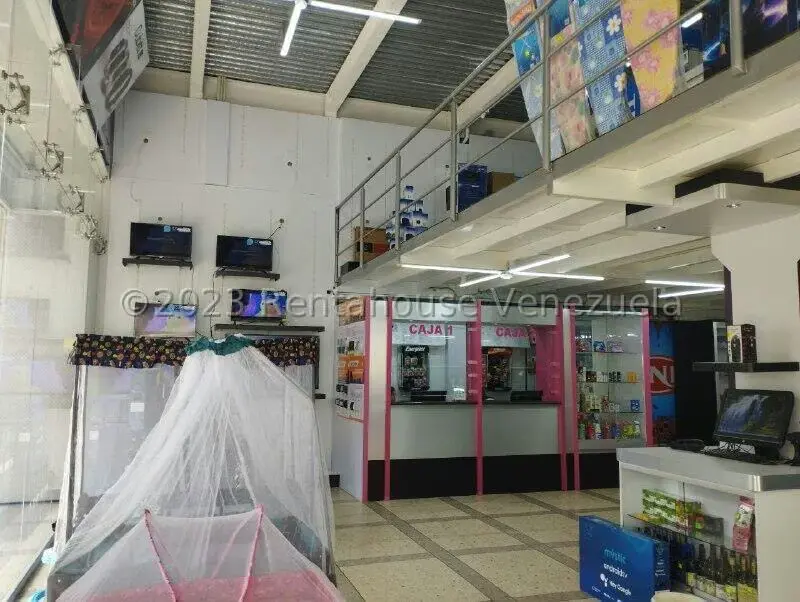 Edificio en Venta en Centro, Lara - 4