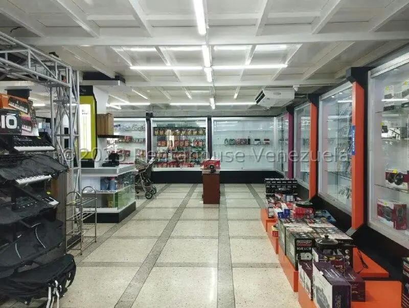 Edificio en Venta en Centro, Lara - 8