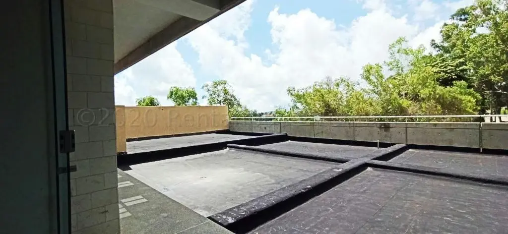 Apartamento (1 Nivel) en Venta en La Lagunita Country Club, Distrito Metropolitano - 4