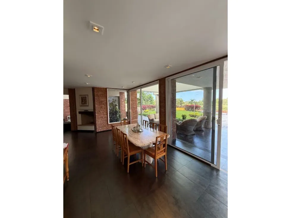 SE VENDE HERMOSA CASA EN LA LAGUNITA - 6