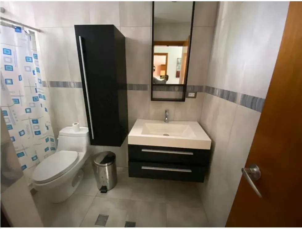 Se vende Casa Comercial 605,45m² 8h/6b/8-10p LaTrinidad - 18