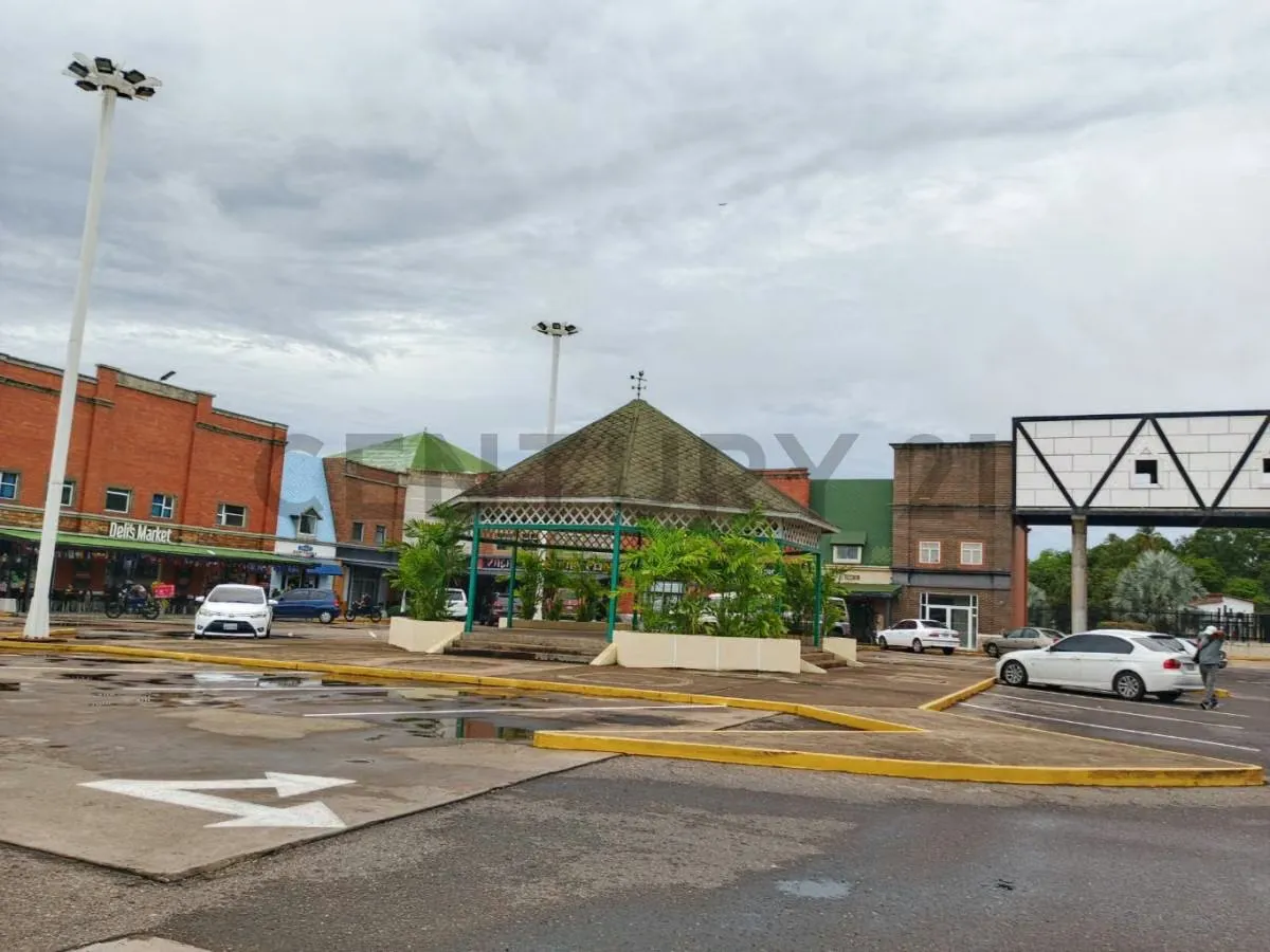 ¿Estas buscando local para alquilar en el CC Costa Granada? - 2