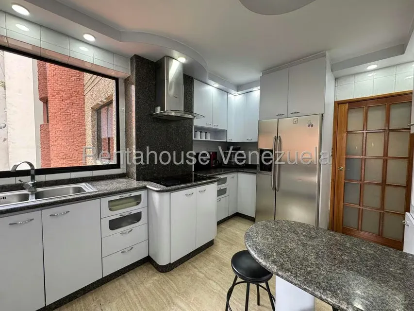 Apartamento (1 Nivel) en Venta en El Rosal, Distrito Metropolitano - 13