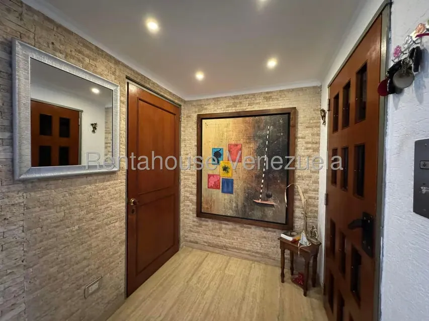 Apartamento (1 Nivel) en Venta en El Rosal, Distrito Metropolitano - 3