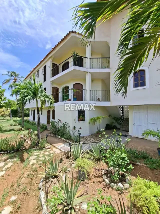EN VENTA APARTAMENTO TIPO ESTUDIO EN PLAYA EL AGUA - 11