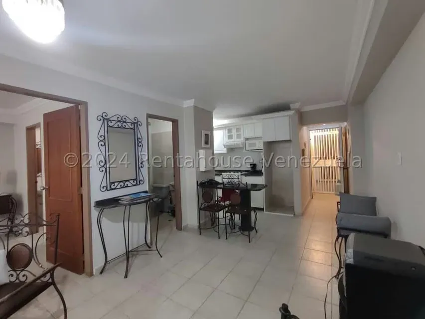 Apartamento (1 Nivel) en Alquiler en Prebo I, Carabobo - 11
