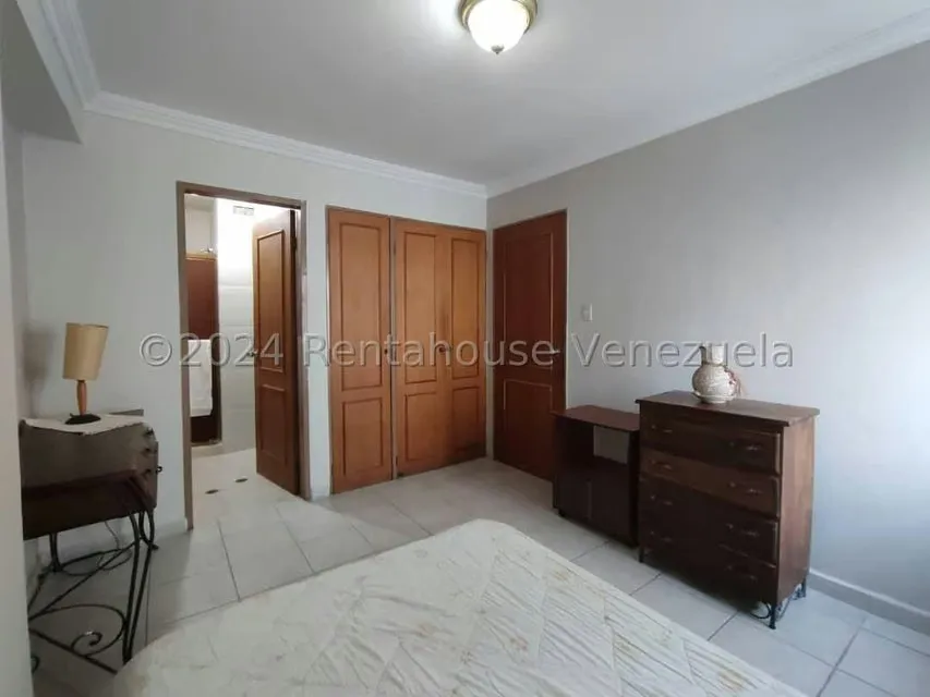 Apartamento (1 Nivel) en Alquiler en Prebo I, Carabobo - 30