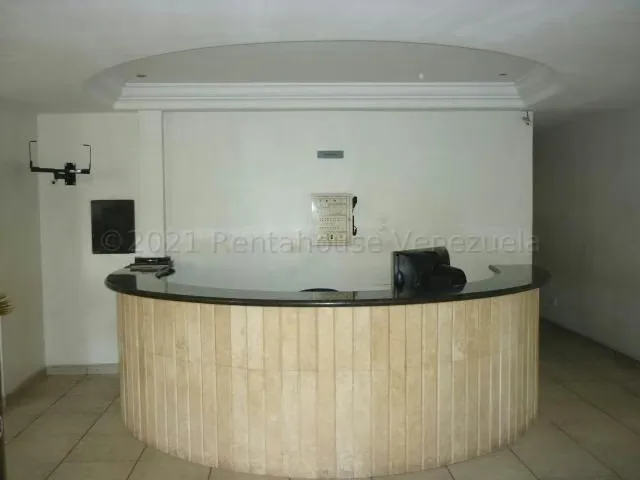 Apartamento (1 Nivel) en Alquiler en Prebo I, Carabobo - 3