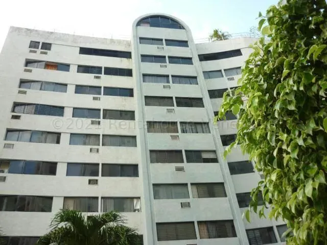 Apartamento (1 Nivel) en Alquiler en Prebo I, Carabobo - 37