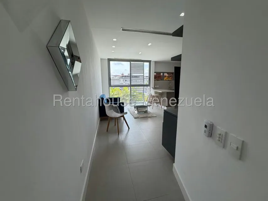 Apartamento (1 Nivel) en Venta en La Castellana, Distrito Metropolitano - 2