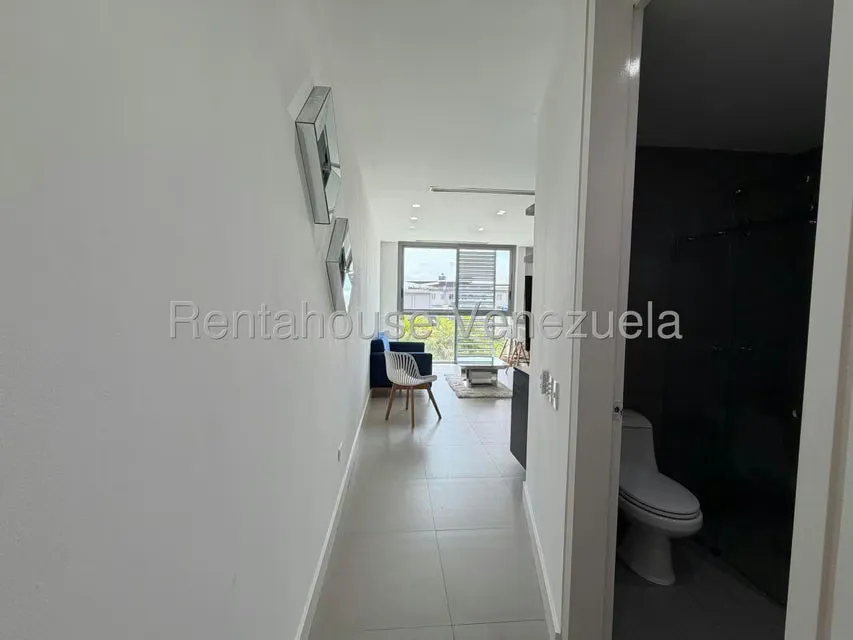 Apartamento (1 Nivel) en Venta en La Castellana, Distrito Metropolitano - 3