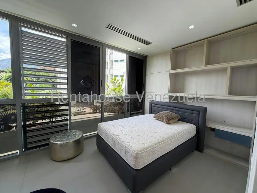 Apartamento (1 Nivel) en Venta en La Castellana, Distrito Metropolitano - 24