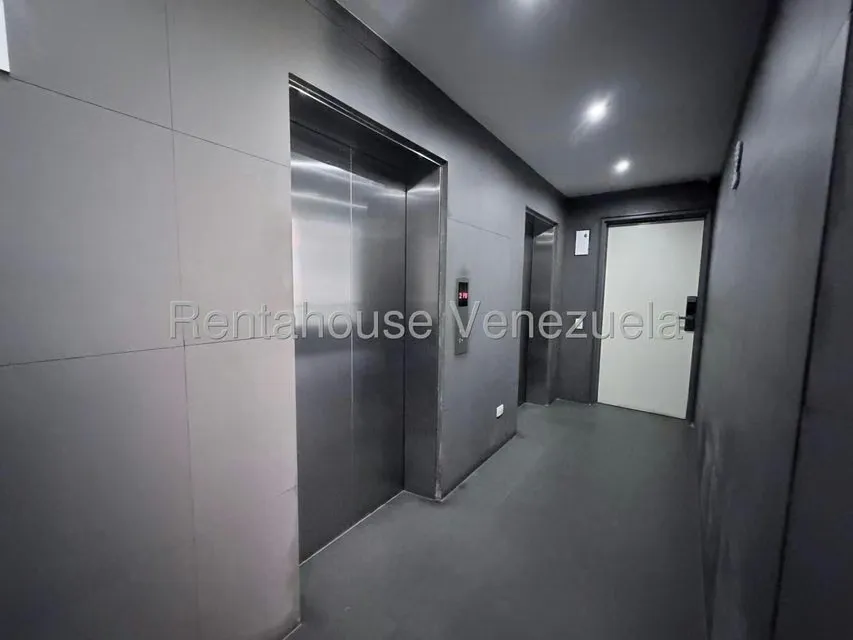 Apartamento (1 Nivel) en Venta en La Castellana, Distrito Metropolitano - 35