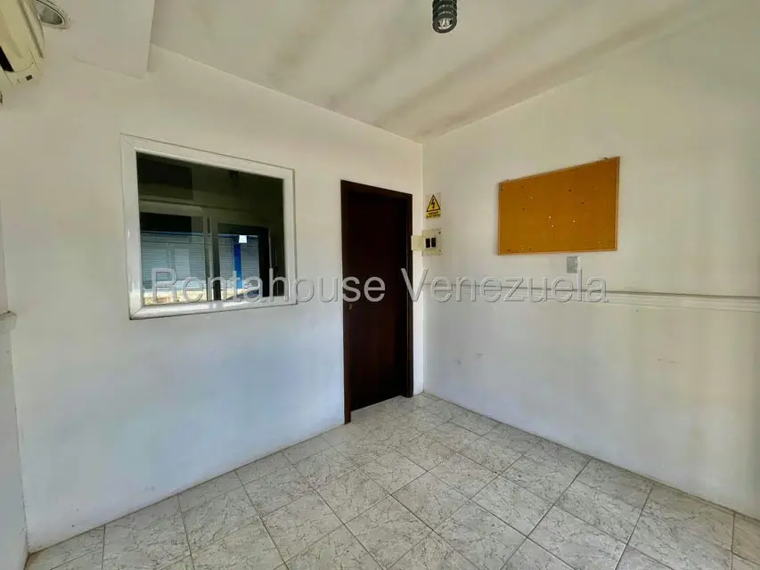 Local Comercial en Alquiler en Punto Fijo, Falcon - 3