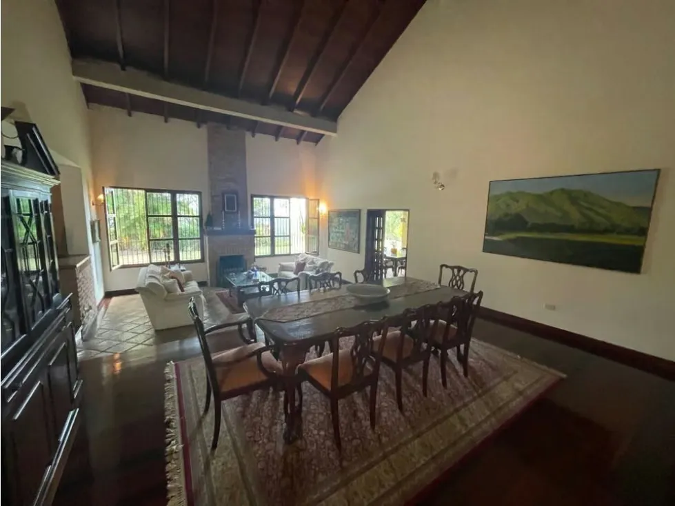 Vendo casa 500m2 4h+s/5b+s/7p La Lagunita 2362 - 4