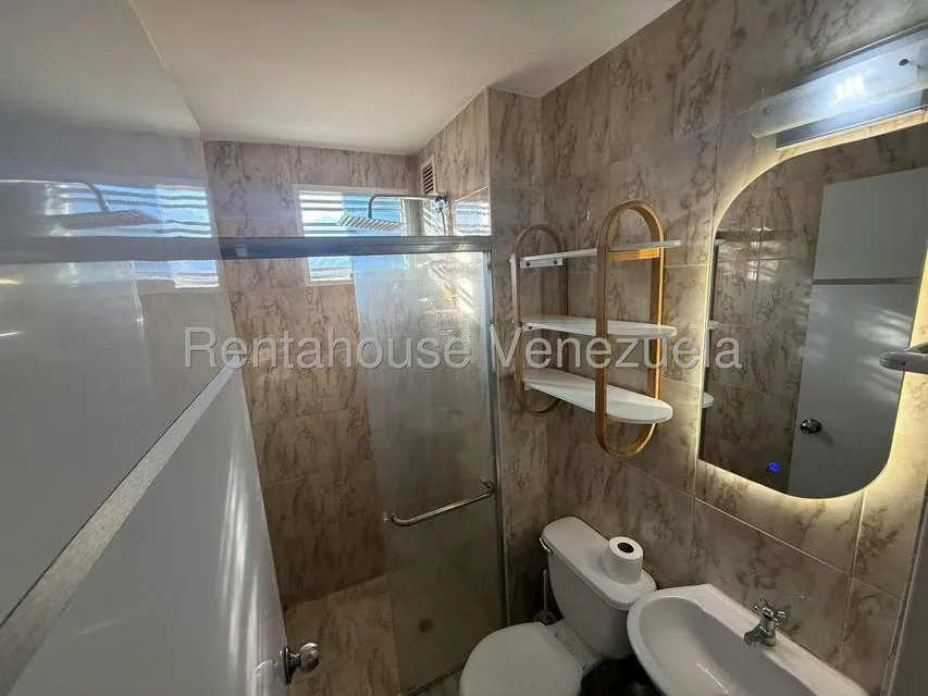 Apartamento (1 Nivel) en Alquiler en Apamates Suites, Miranda - 14