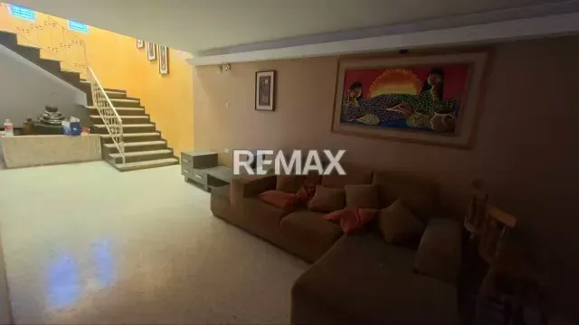 TOWNHOUSE URB. LAS LOMAS - 2