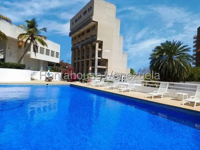 Apartamento (Duplex) en Venta en El Morro, Nueva Esparta