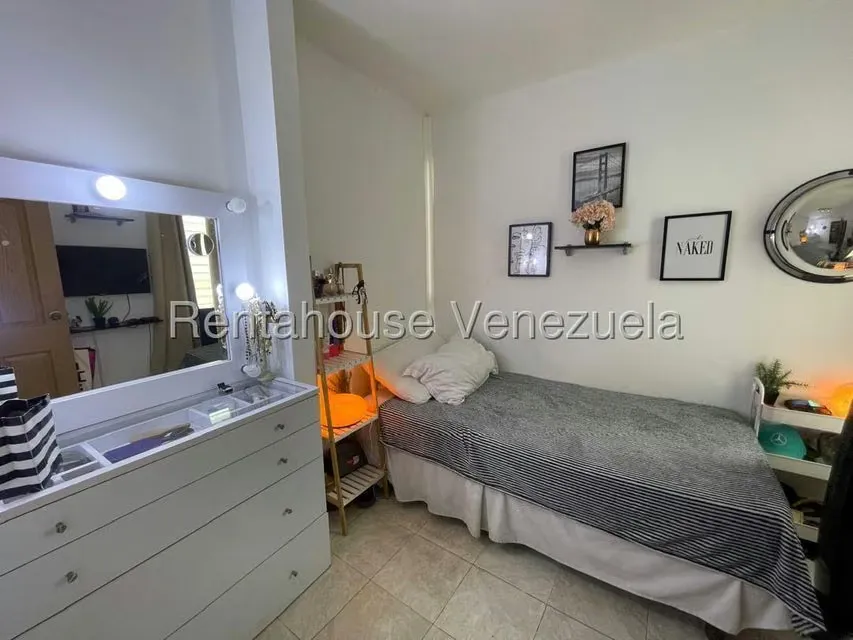 Apartamento (1 Nivel) en Venta en El Cigarral, Distrito Metropolitano - 21