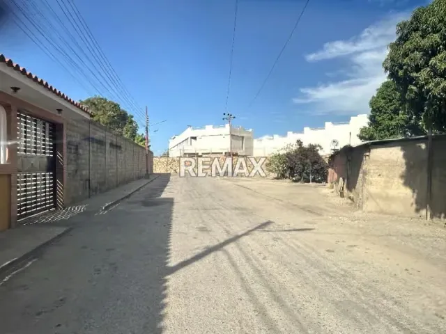 Venta terreno Urbanización Villa Santa Isabel Cumaná Edo Sucre - 2