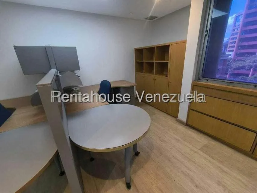 Local Comercial en Alquiler en El Rosal, Distrito Metropolitano - 13
