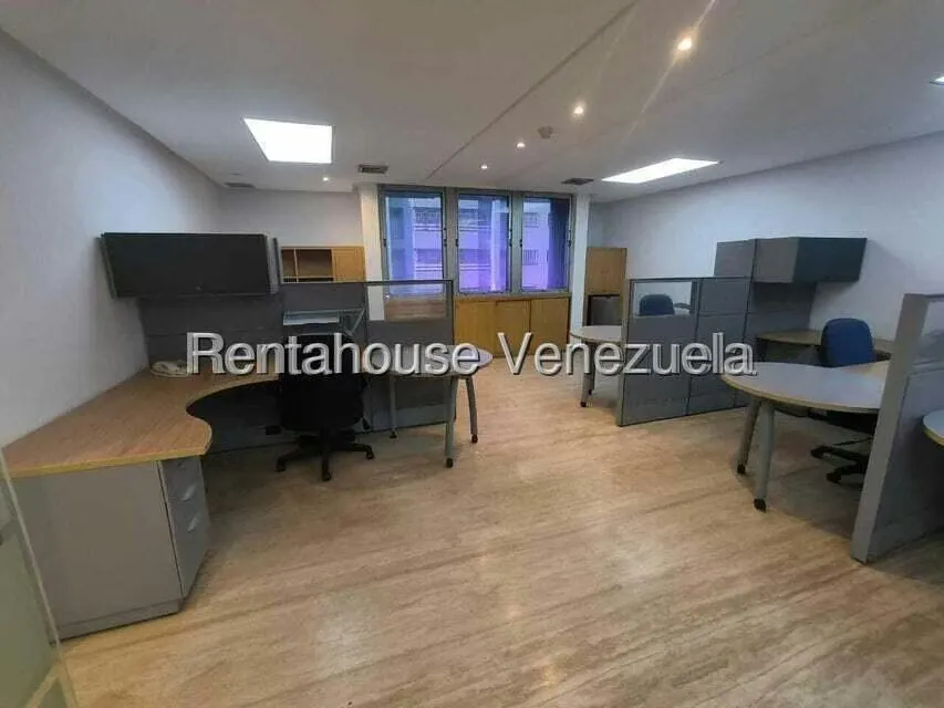 Local Comercial en Alquiler en El Rosal, Distrito Metropolitano - 14